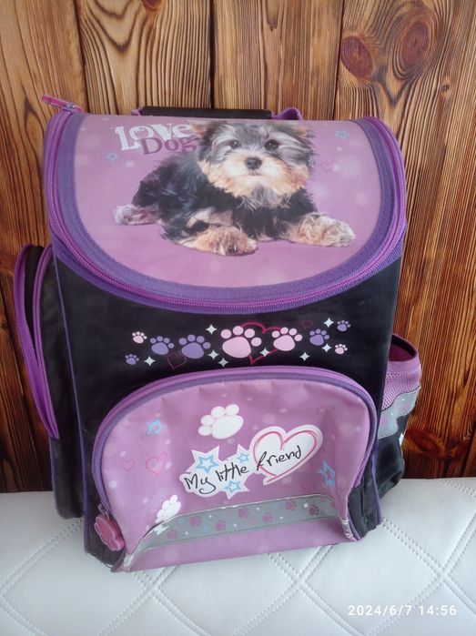 Dziewcęcy tornister szkolny