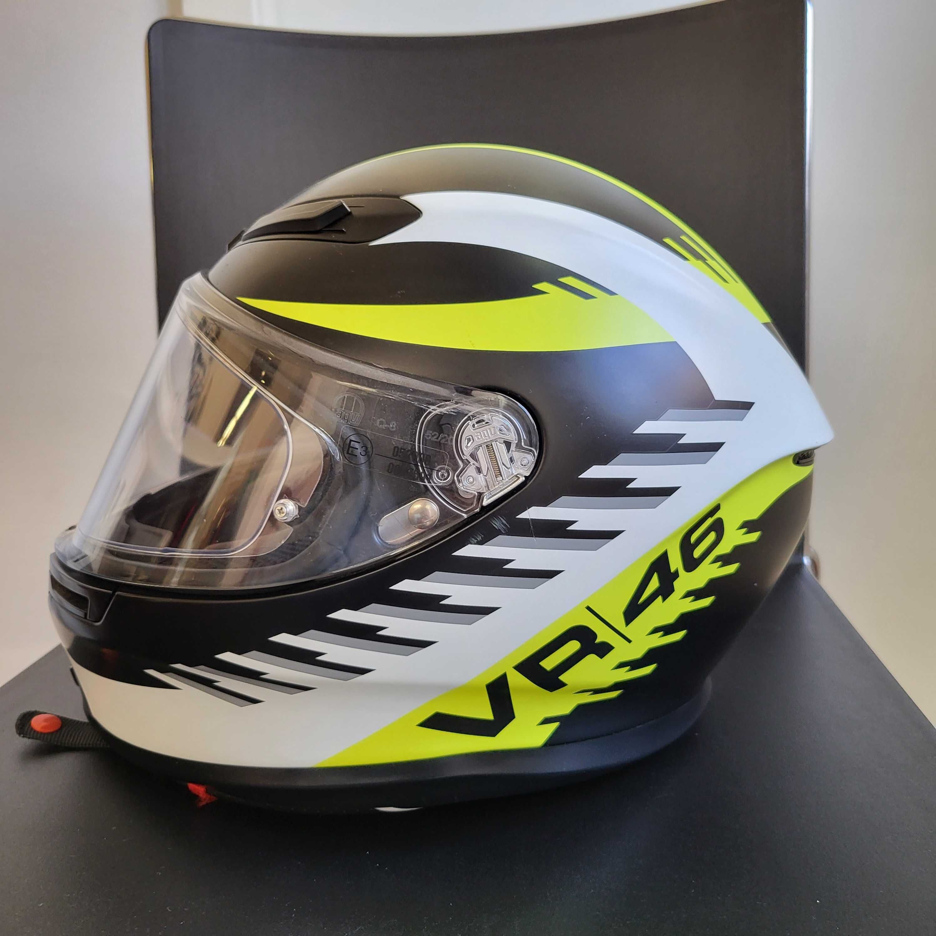 Capacete AGV K6 VR vendo