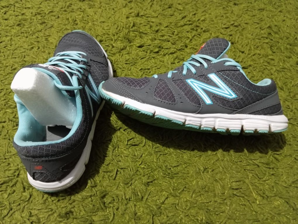 Кросівки New Balance р.39