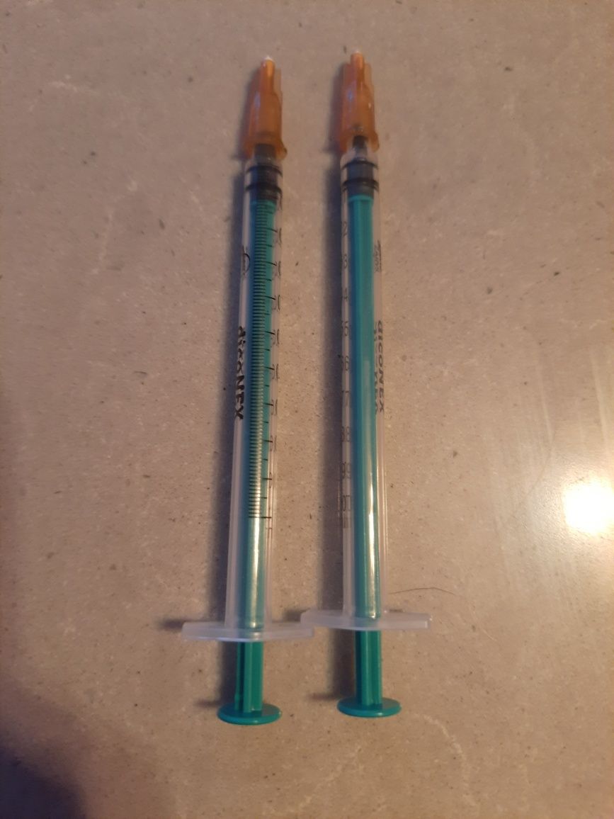 2 strzykawki 1ml