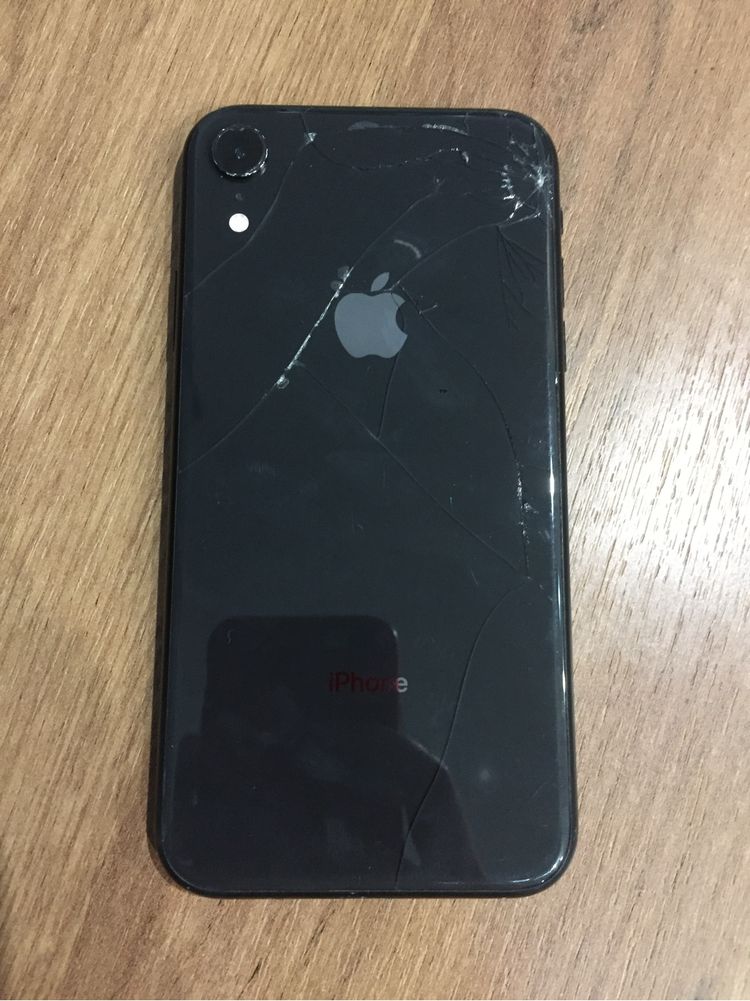 iPhone XR 128gb.