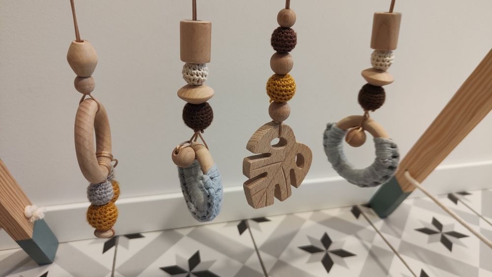 Zwergensache Baby gym stojak edukacyjny