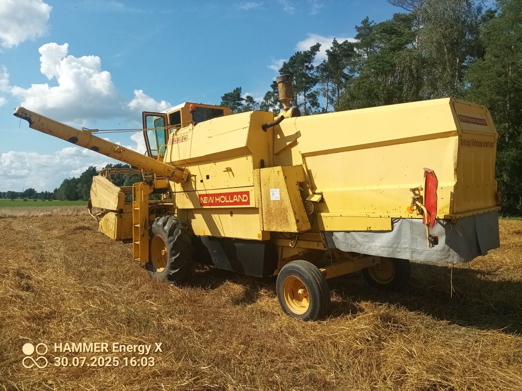 New Holland 8030