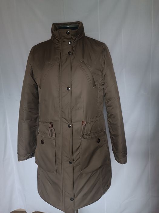 Тепла куртка без капюшона