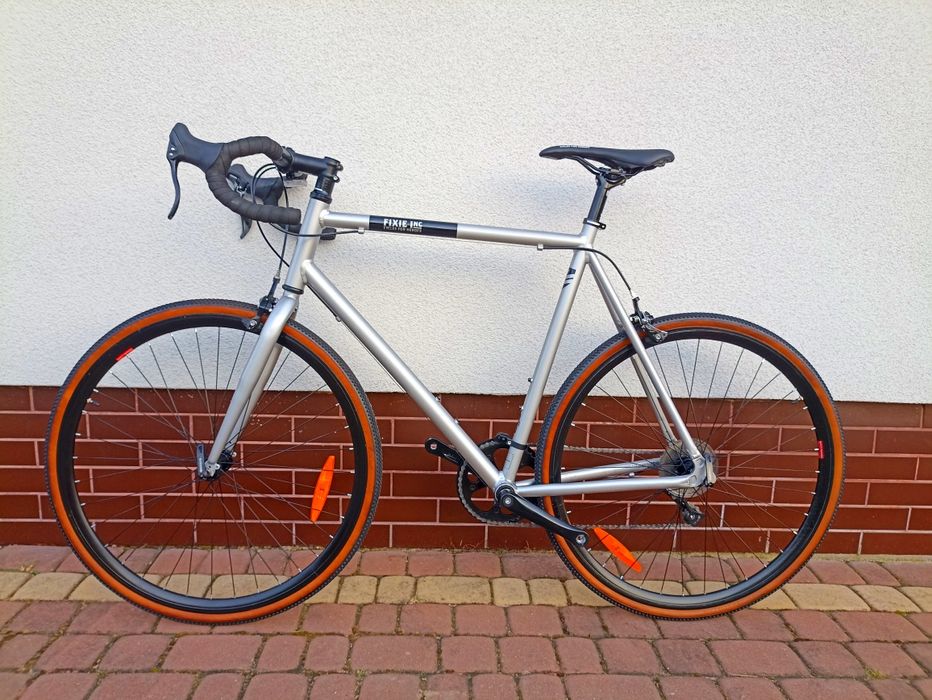 Nowy Gravel FIXIE FLOATER RACE 8S Shimano SORA 55CM Wyprzedaż - 30%