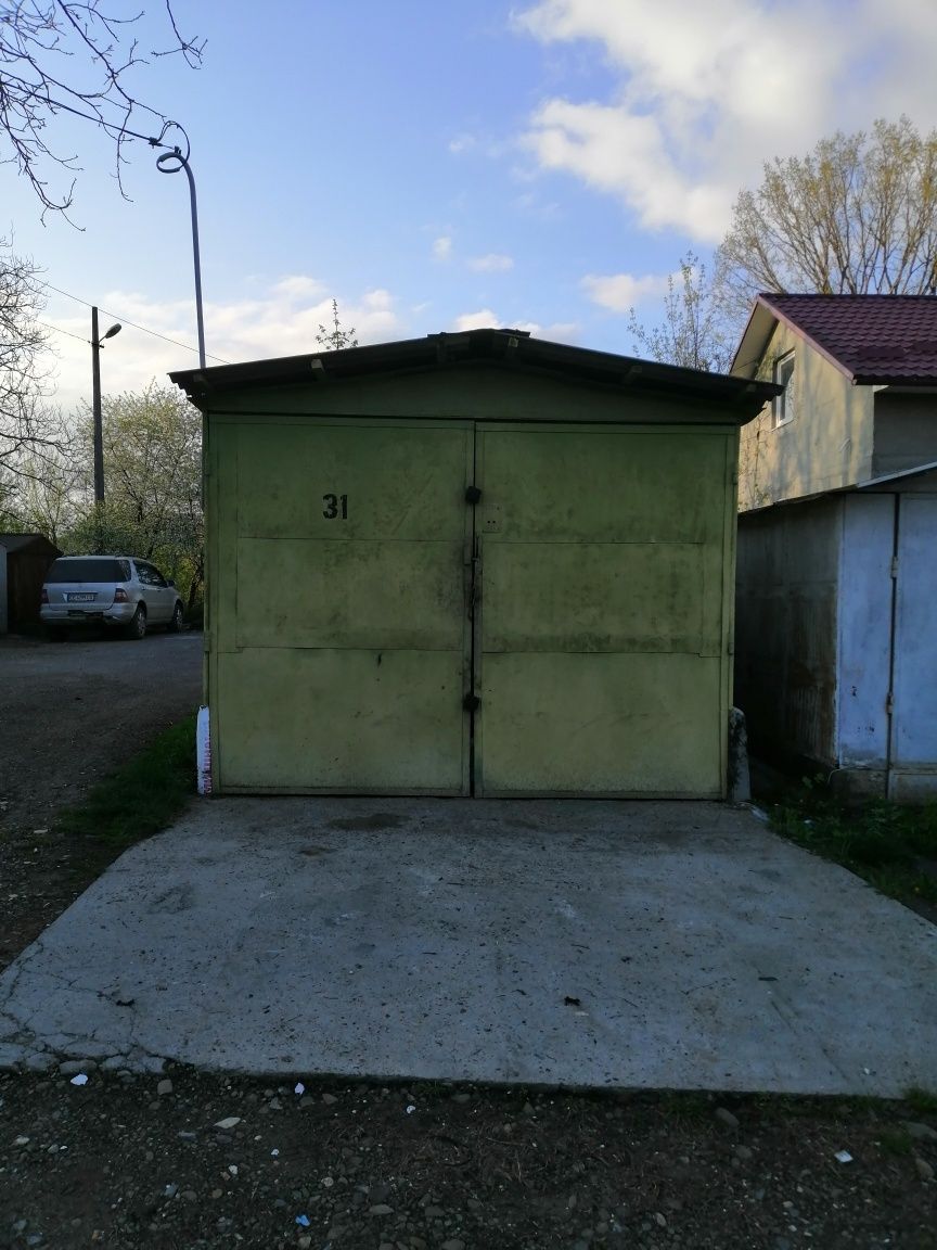 Високий гараж під бус у центрі міста на Маршала Рибалка можливий обмін