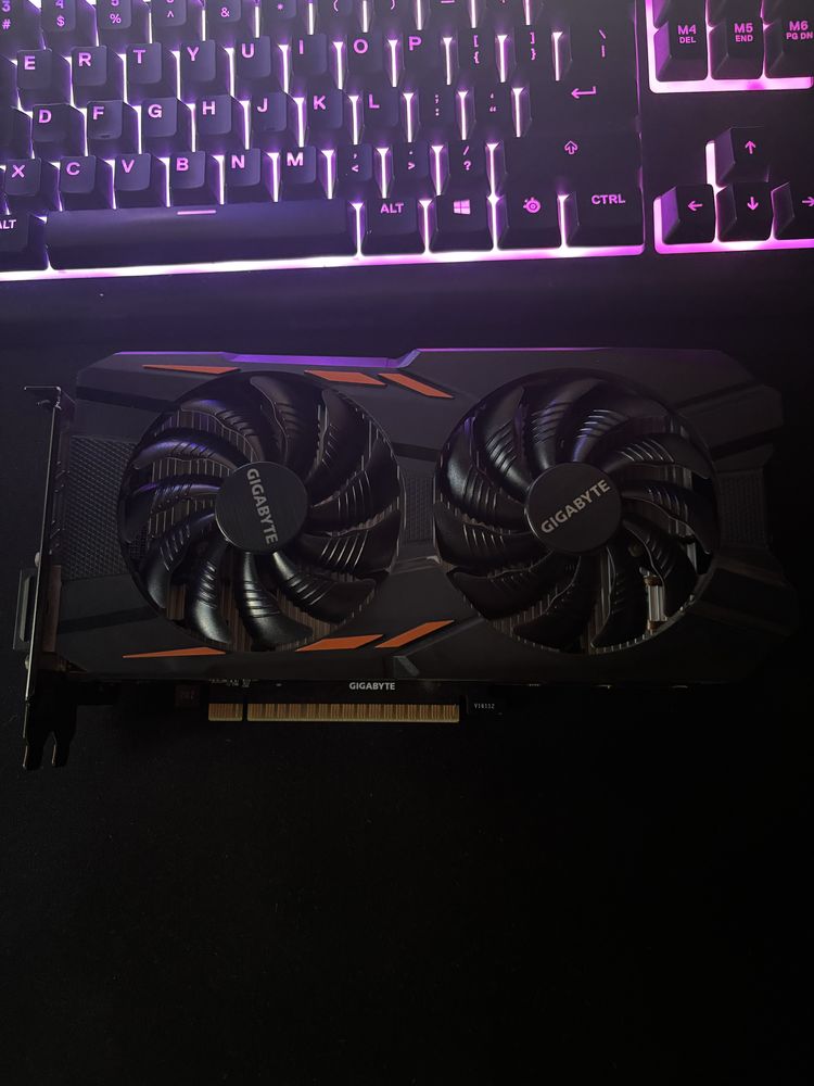 GTX 1050ti 4gb Gigabyte OC GDDR5
