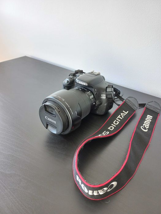 Canon EOS 600D 18-135mm + Acessórios