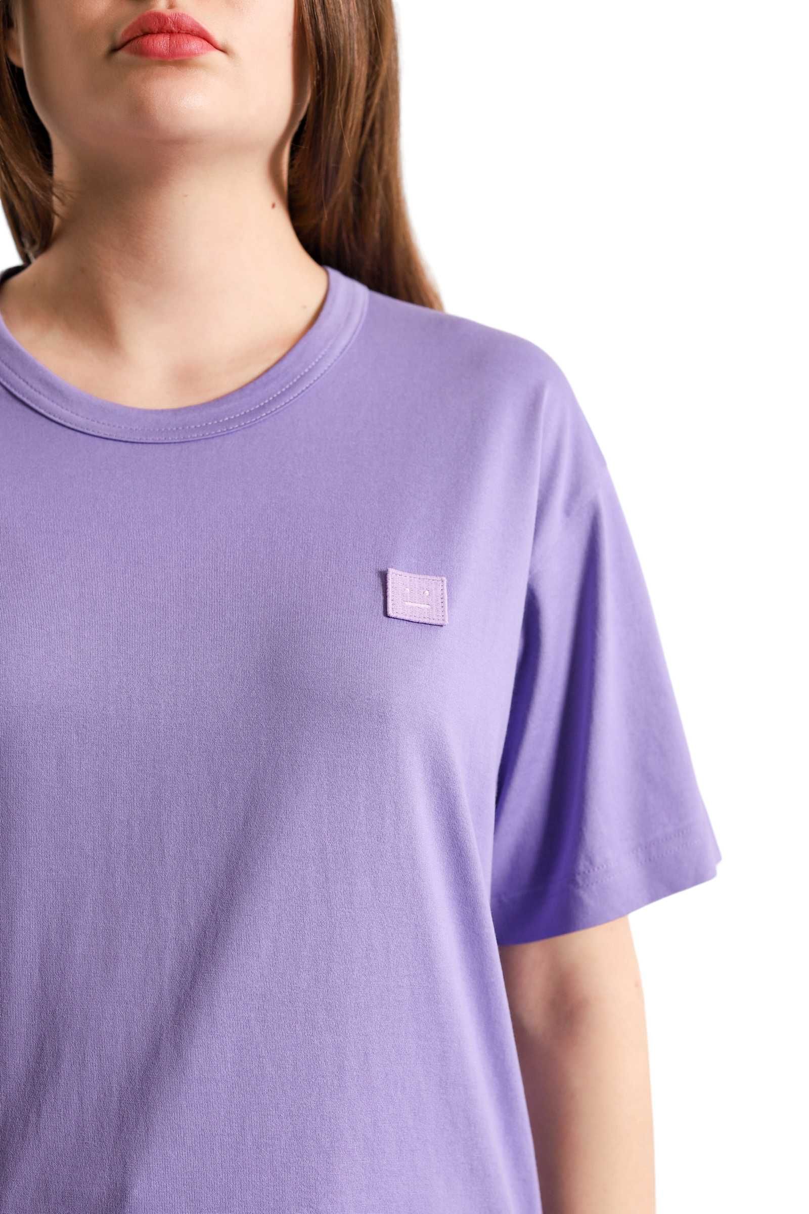 Футболка Acne Studios T-Shirt With Ellison Face Patch Purple