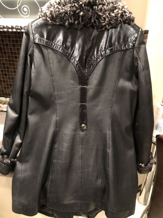 Пальто из натуральной кожи