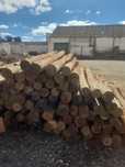 Postes de Madeira Tratados novos e usados com 1,80 mts ,  2,00 mts, 2,
