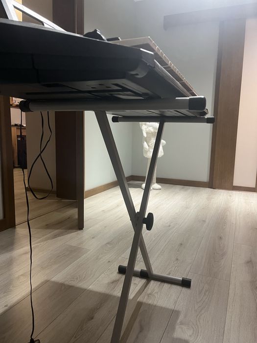 keyboard  ymaha PSR E423