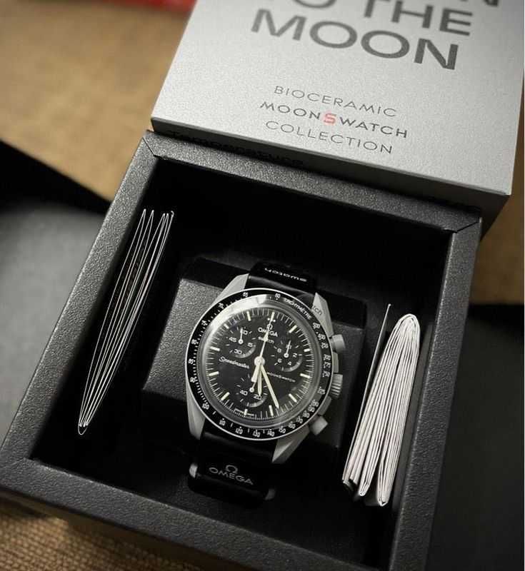 Swatch x Omega Bioceramic Moonswatch Mission to the Moon
SO33M100