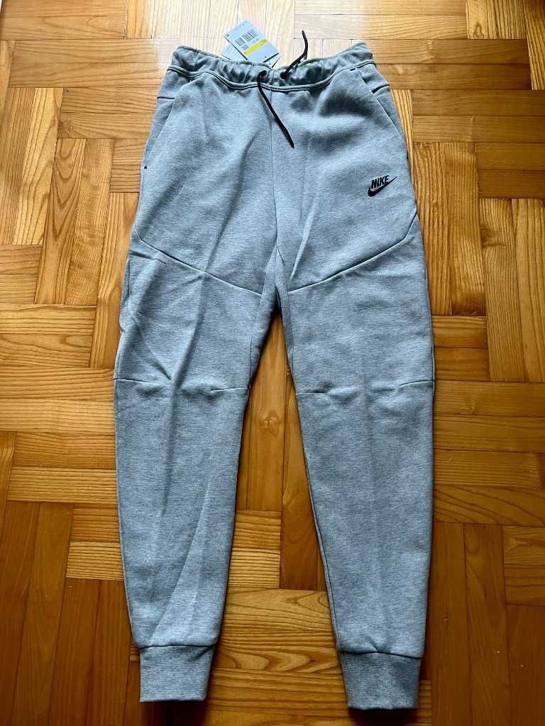 Spodnie Męskie Nike TECH FLEECE nowe z metkami Rozmiar S