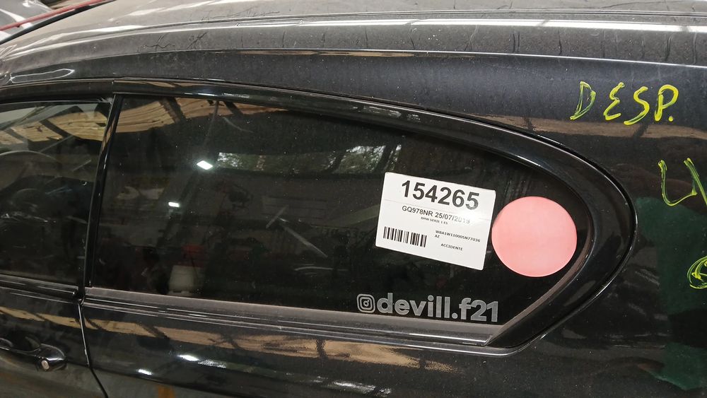 Vidro do painel trás esquerdo BMW 1 (F21)