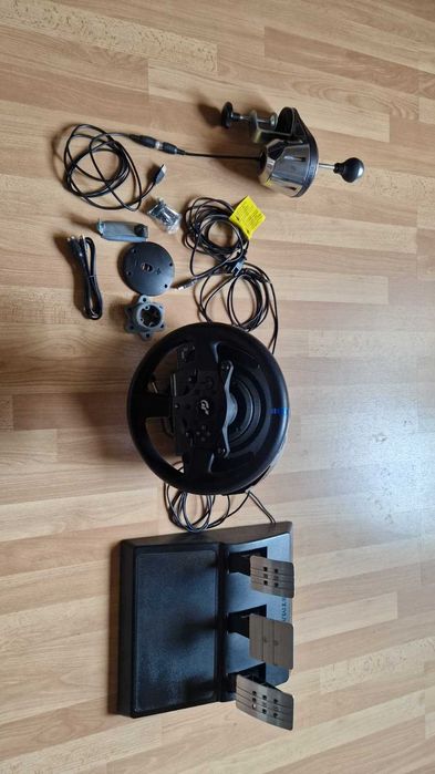 Volante Thrustmaster T300 RS GT + TH8A