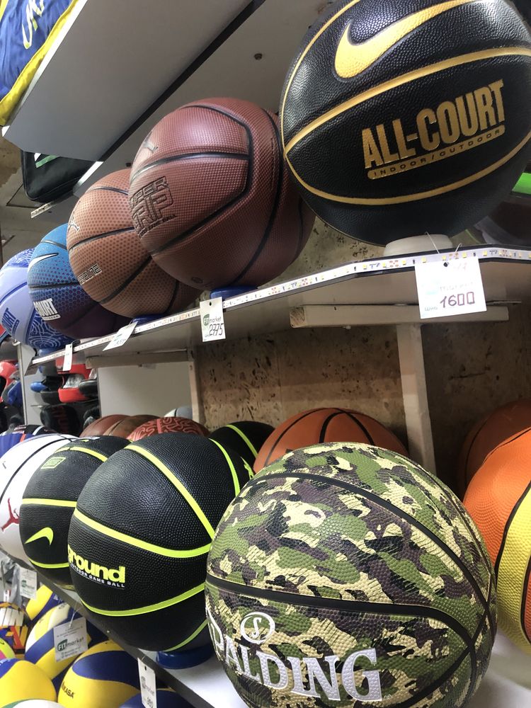 Баскетбольний м’яч Nike, Wilson, Jordan, Spalding