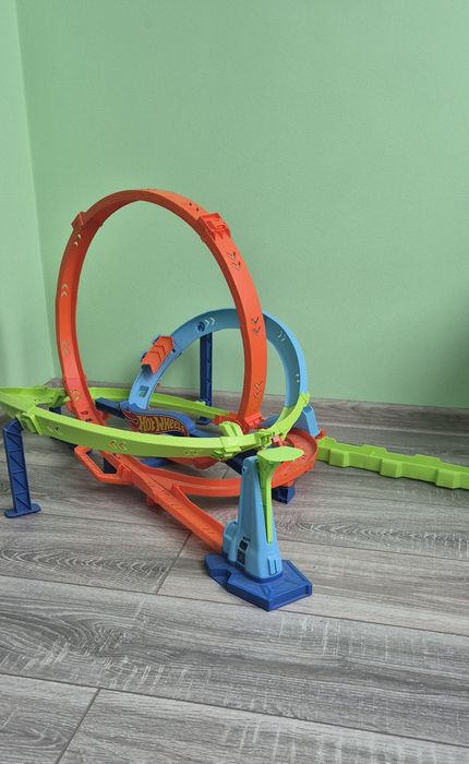 Продається Неймовірна Гірка Hot Wheels!
