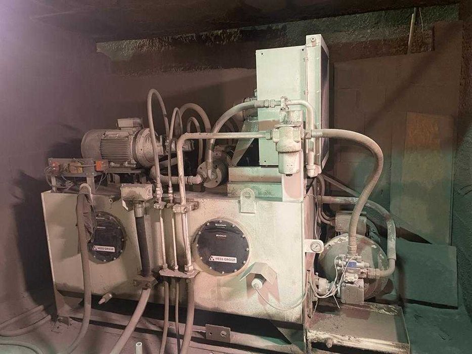 Wibroprasa stacjonarna HESS RH1500, rok 2005