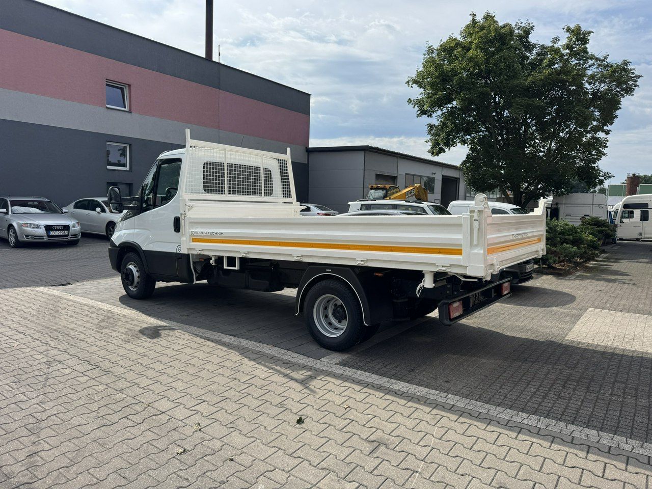 Iveco Daily  Iveco daily 72c18 wywrotka 3stronny, pneumatyka, Himatic