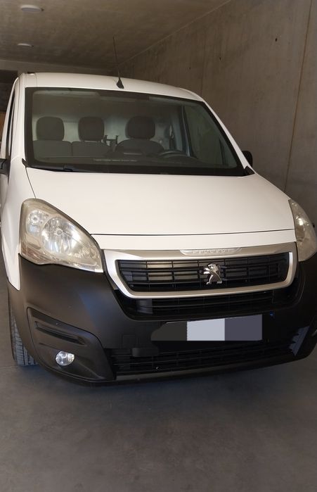 Peugeot Partner 1.6 HDI 100cv  caixa de 6 velocidades