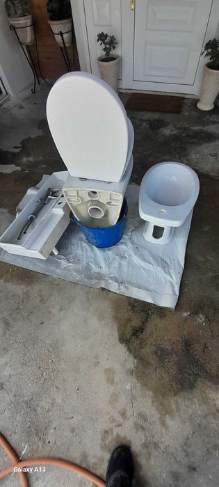 Loiça sanitaria  usada como nova