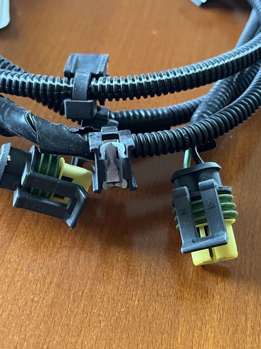 Chicote Luzes Auxiliares Benelli Trk 502