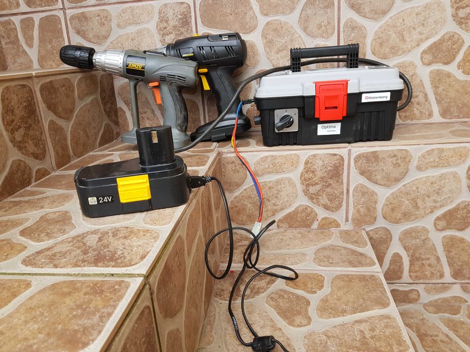 Wkrętarko -wiertarka 24 V z udarem  2 szt (zasilane 230 V )