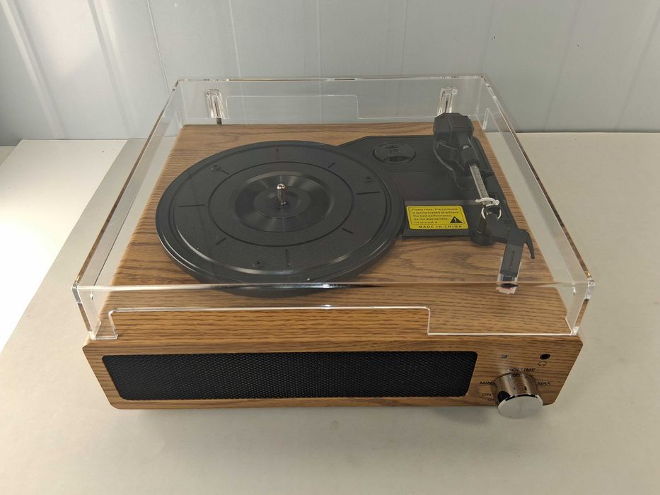 C239 Retro Music Player A6 Vintage Styl z Głośnikami i USB