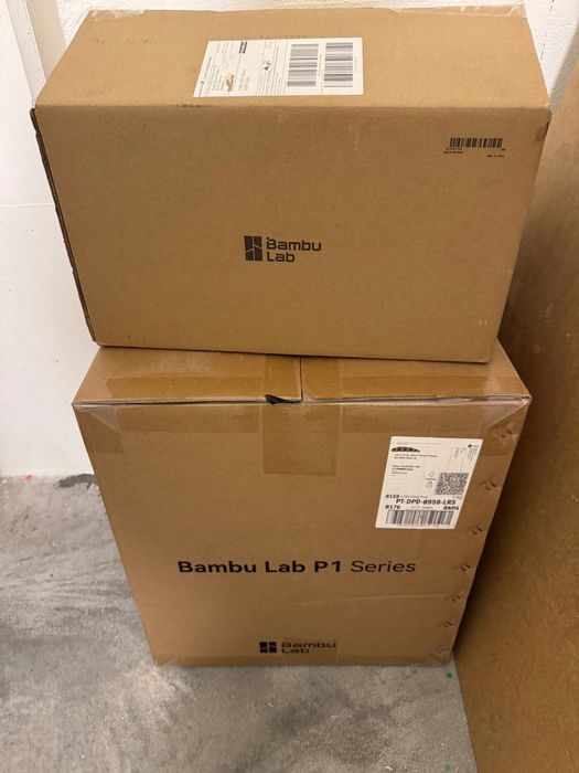 Impressora 3D Bambu Lab P1S + 4 bobines novas + extras (como nova)