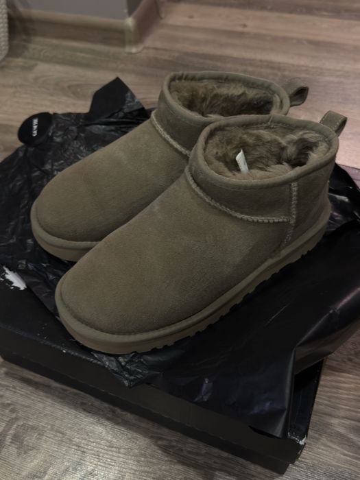 Ugg mini 38 р 24,5 см
