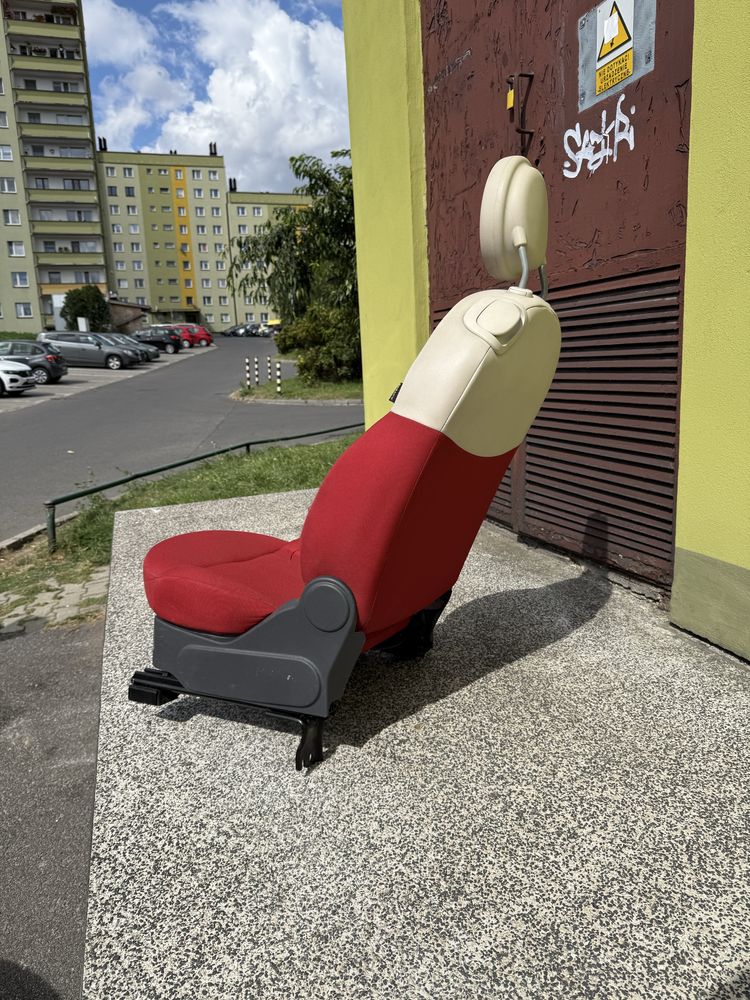 Fotele przód Fiat 500