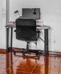 Mesa para computador cinza