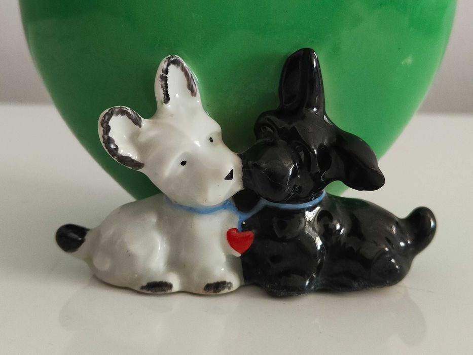 Floreiro | Formato Coração + Cães | Eletro-Cerâmica | Candal