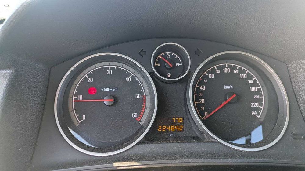Opel Astra Caravan
