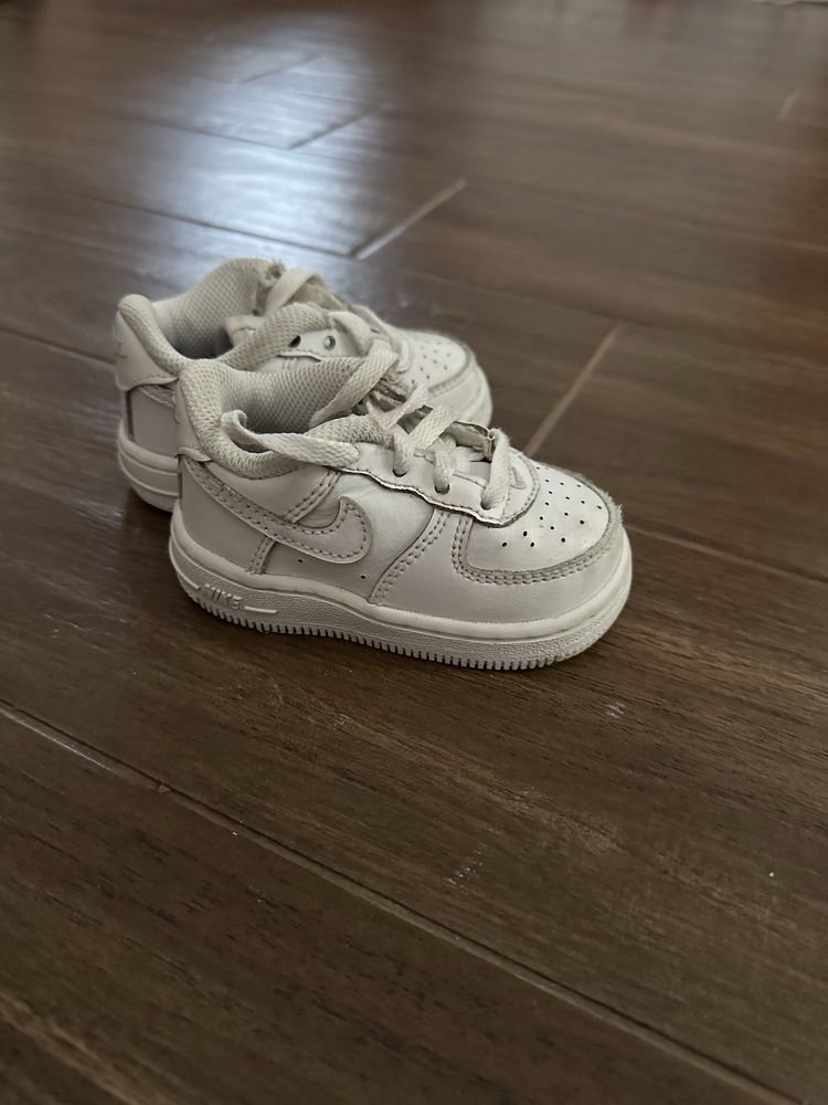 Кроси nike 19 розмір 10 см