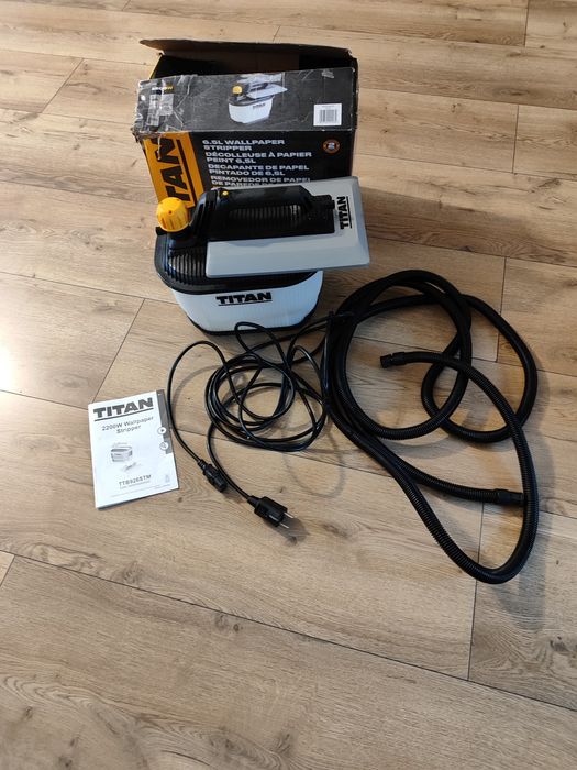 Parownica Titan 2200wat, kompletna, jak nowa

Stan