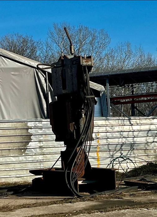 Wibromłoty, Dźwigi Wiertnice, Palownice,  - USŁUGA, WYAJEM