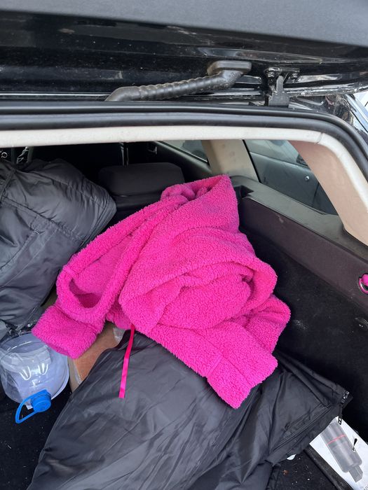 Плащ рожевий гарний