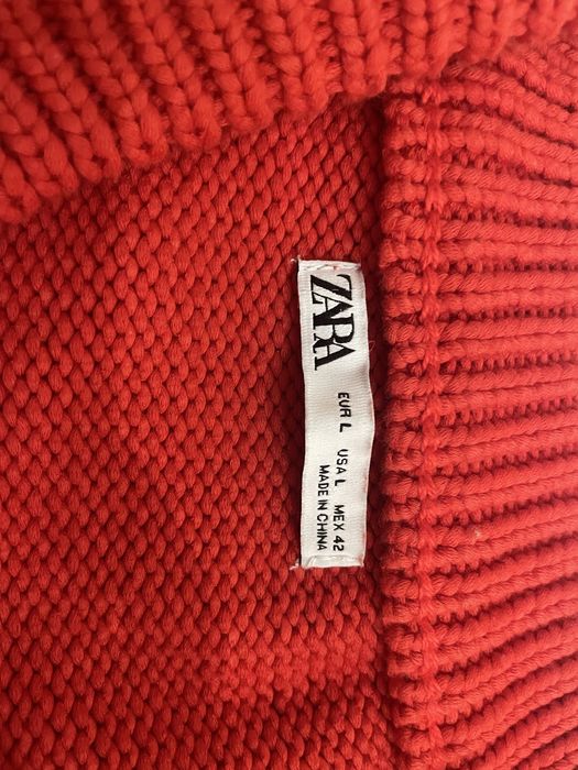 Теплий светр від Zara