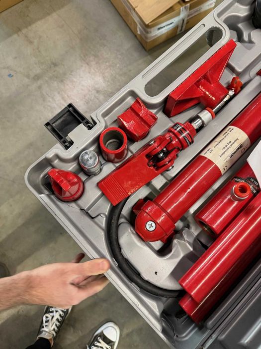 Rozpierak hydrauliczny blacharski 10t ton walizka -uszkodzony siłownik