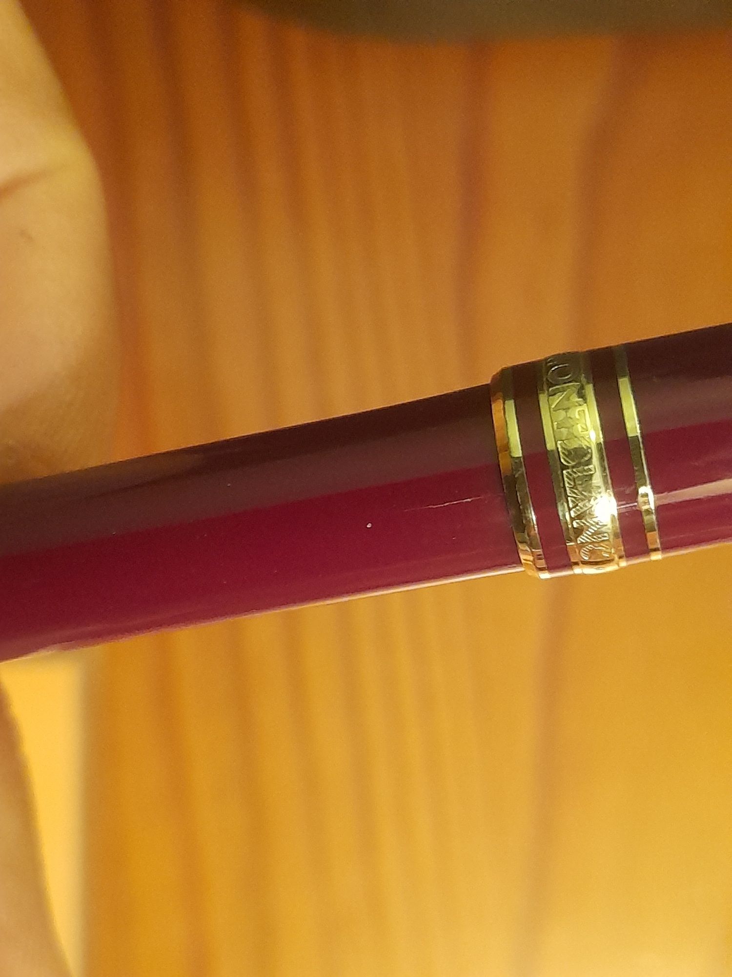 Caneta esferográfica Montblanc Meisterstuck bordô