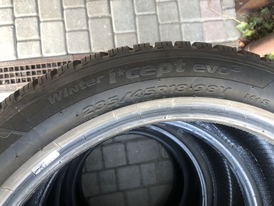 235.45.R18 Hankook