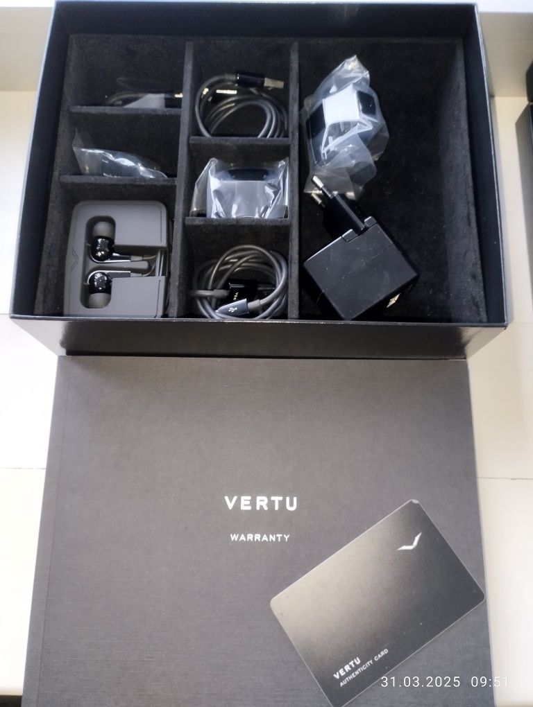Продам телефон Vertu Ti