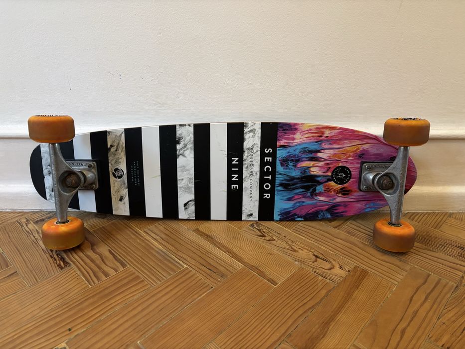 Longboard SECTOR 9