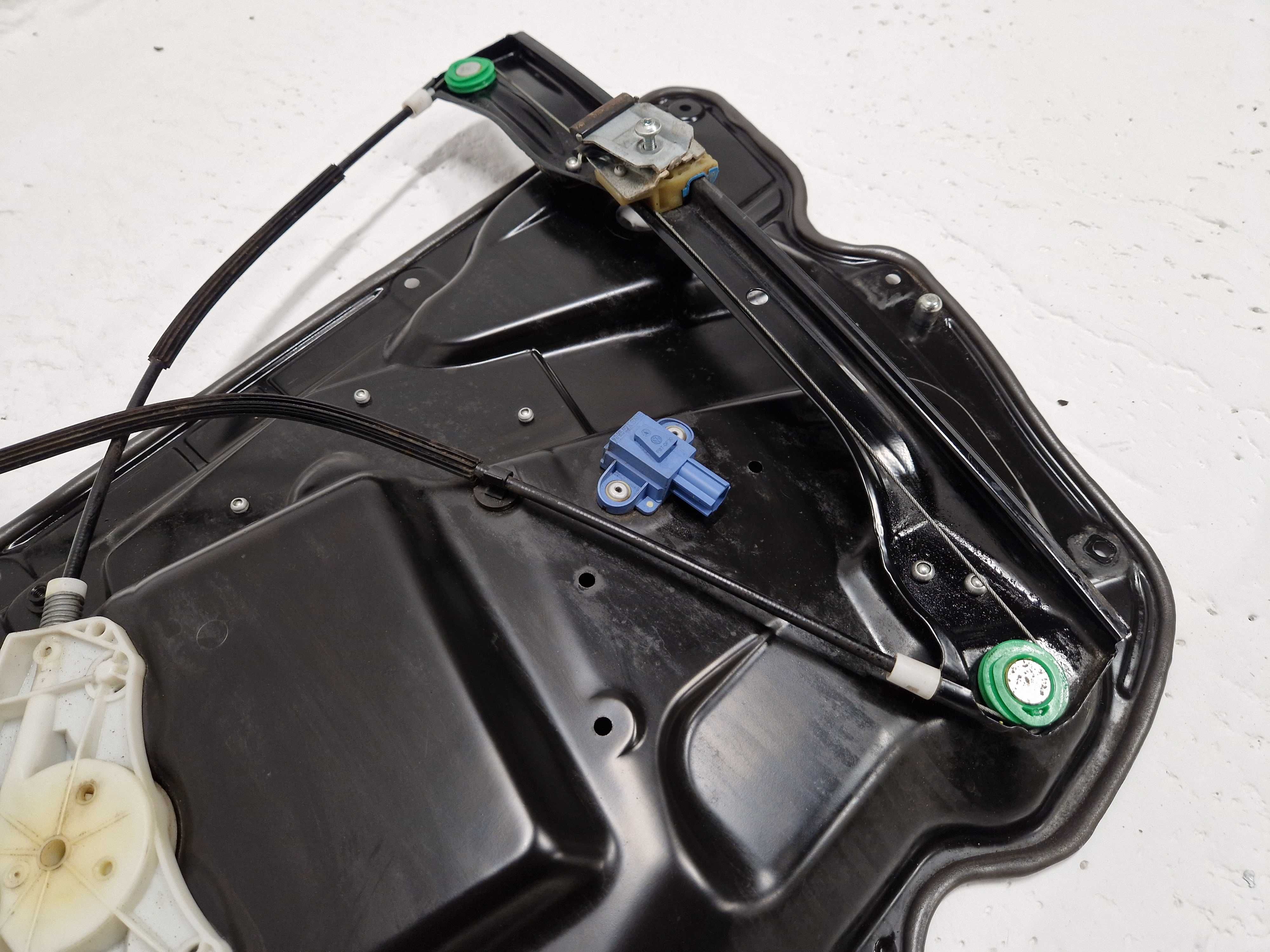 Mechanizm Podnośnik Szyby LEWY Przedni Przód Kierowcy VW PASSAT B6