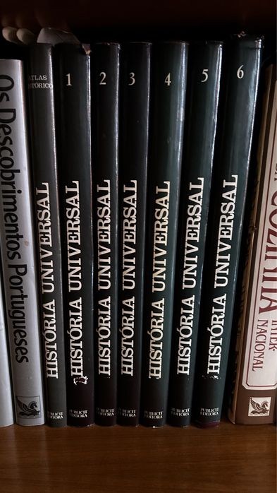 Vendo colecção de 7 livros da HISTÓRIA UNIVERSAL