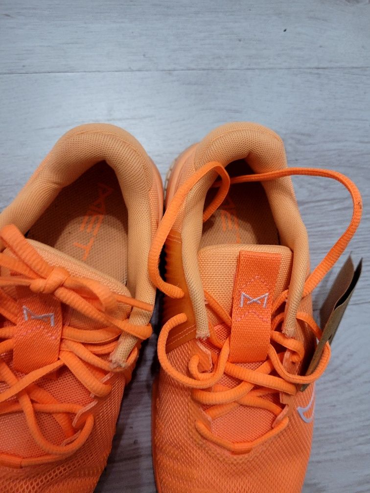 Кроссовки NIKE METCON 9 нові original
