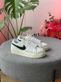 Жіночі кросівки Nike Blazer Low Platform білий з сірим чорним 1046 ТОП