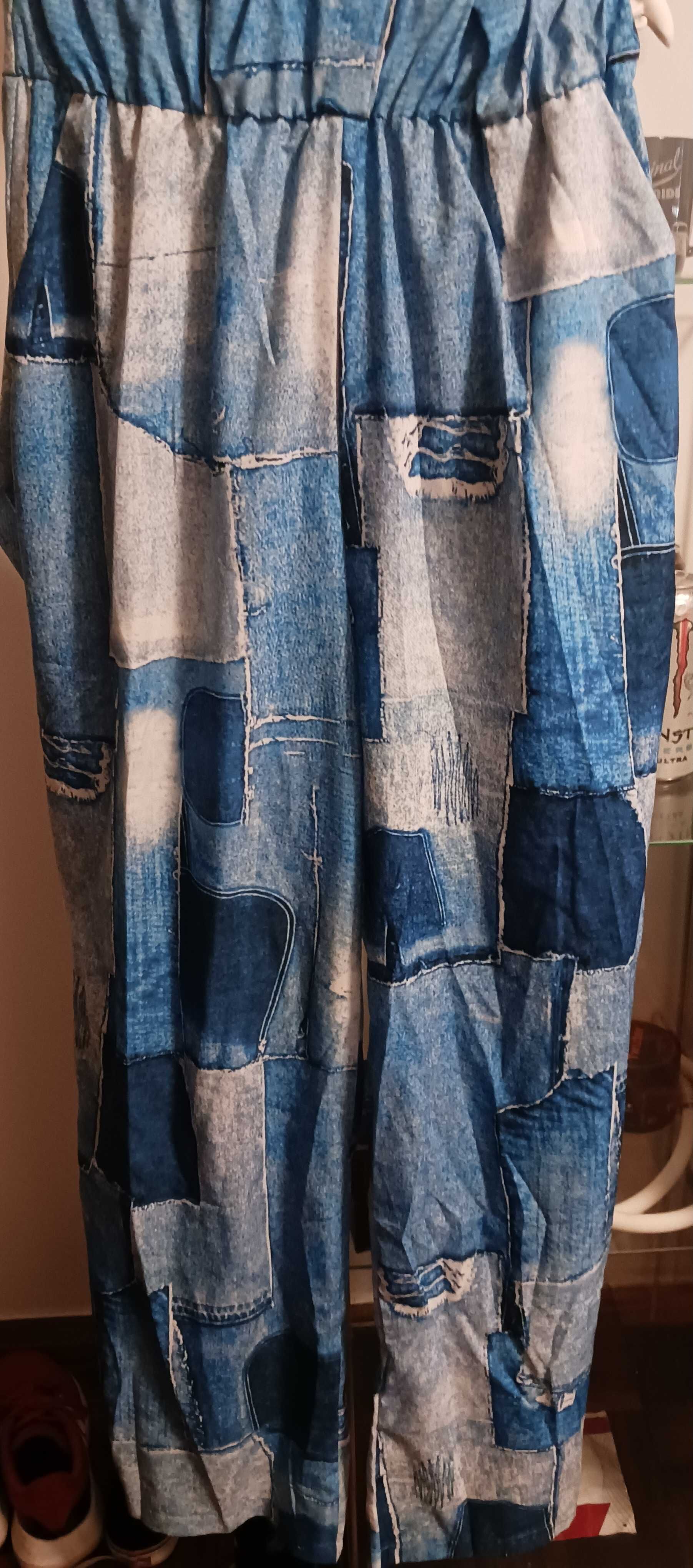 Macacão Azul com Padrão Jeans